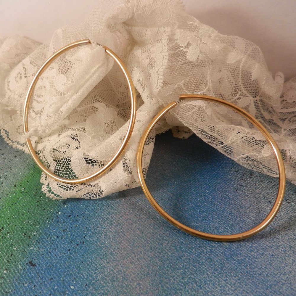 VTG Contempo gold pierced earrings large gold tone classic elegant hoops